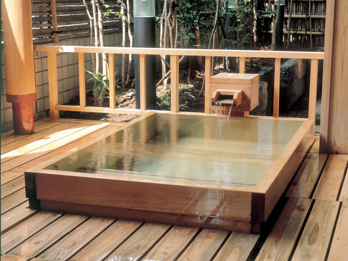 Open-air bath among trees