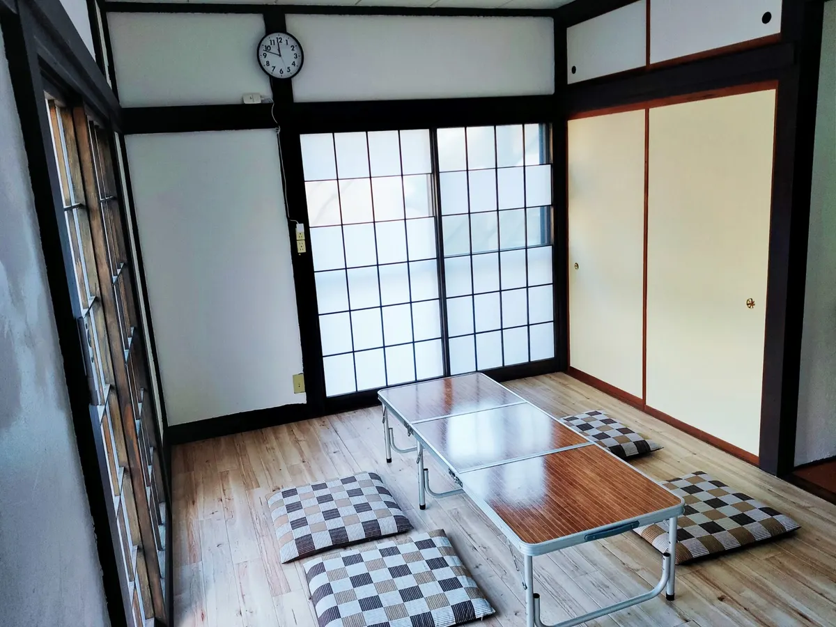座卓と座布団の部屋
