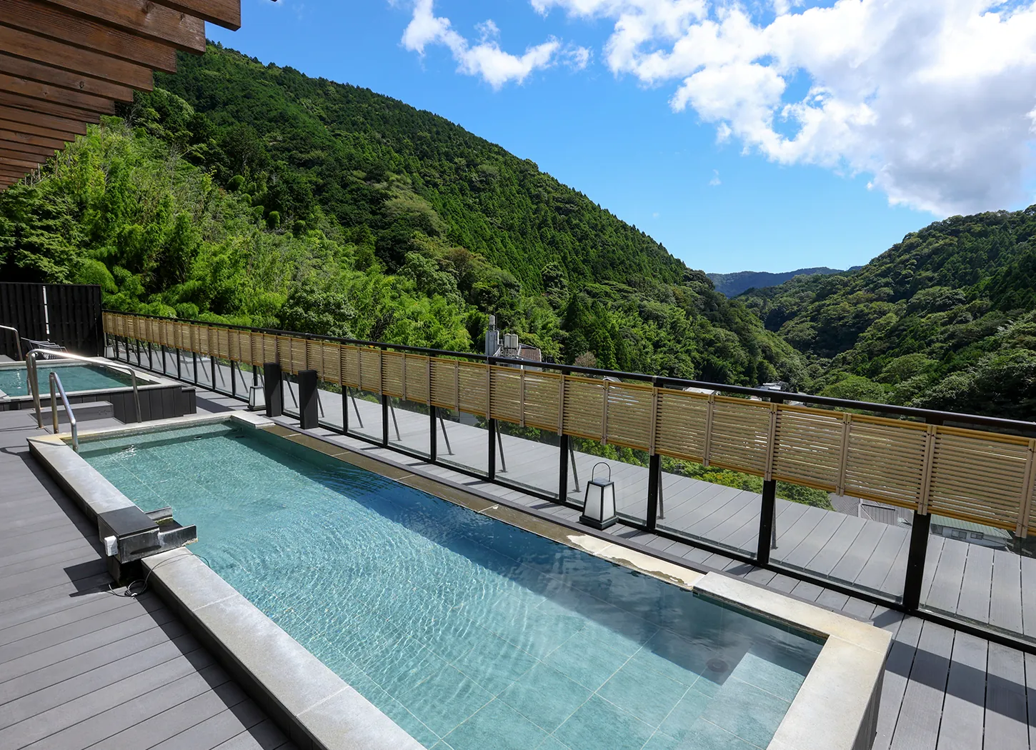 Rooftop open-air bath looking over the valley